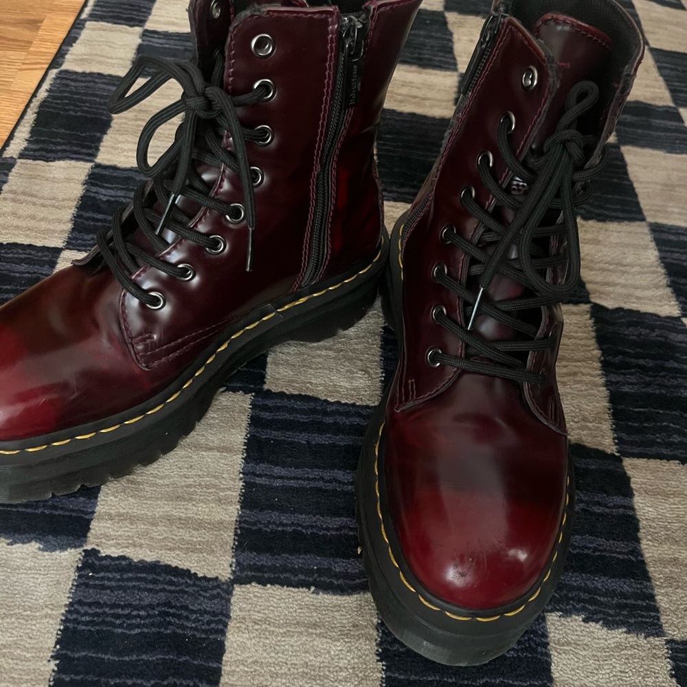 Dr. Martens burgundy platform boots - Picture 2 of 7